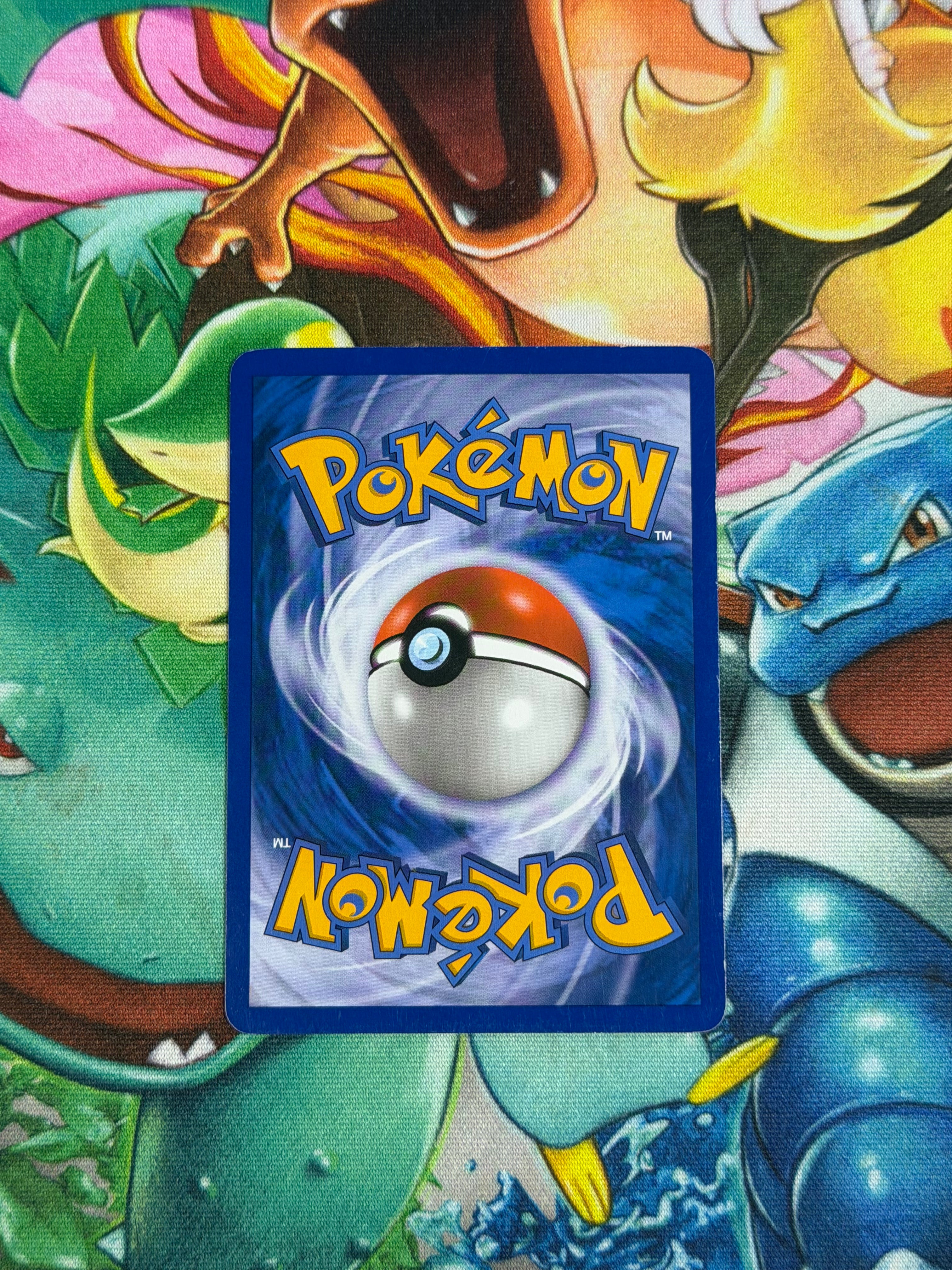 Kabutops - 009/111 - Reverse Holo Rare - Holon Phantoms