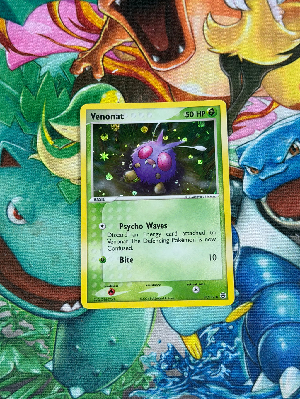 Venonat - 84/112 - Reverse Holo - Fire Red & Leaf Green